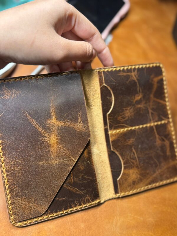 WAX PULLUP HALF LONG WALLET