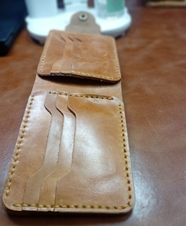 WALLET WITH EUTHIA BUTTON - Image 4