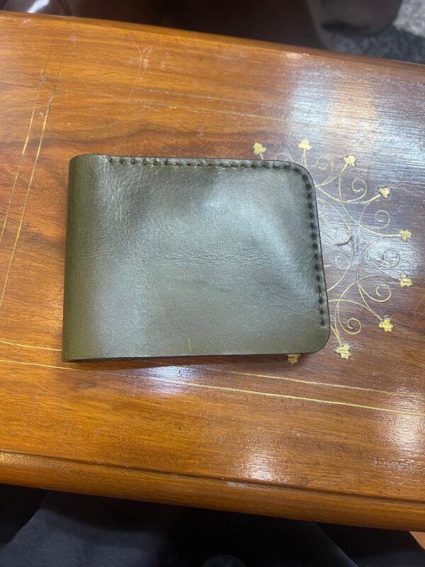 WALLET IN GREEN COLOUR